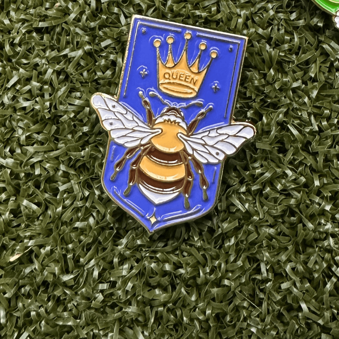 Ball Marker Hair Ties in Birdie Girl X Smoke Show Queen Bee Polo and Ball Marker Hair Tie Set by Birdie Girl Golf